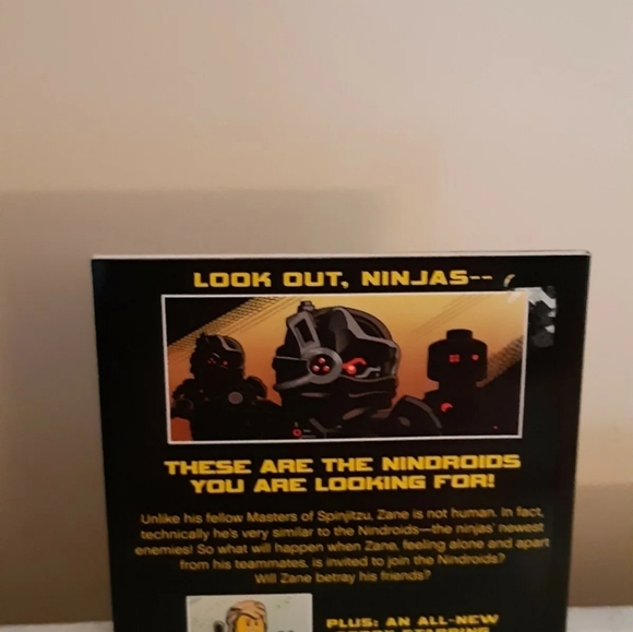 Lego Ninjago Master of Spinjitzu  Book ''Night Of The Nindroids'' - Picture 2 of 6